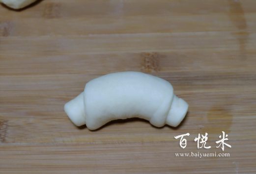 在家烤面包,配方自己改,低糖無(wú)油更健康,做法太簡(jiǎn)單了